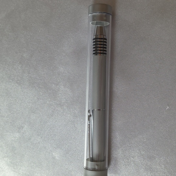 Fender Pen - Picture 3 of 5